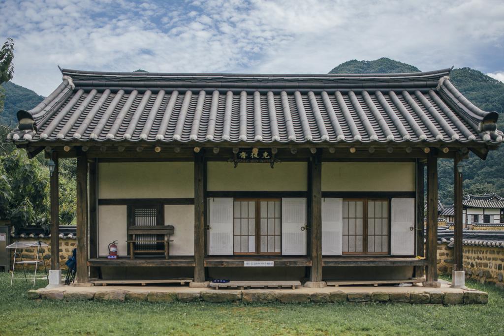 Nongamjongtaek Hotel Andong Exterior foto