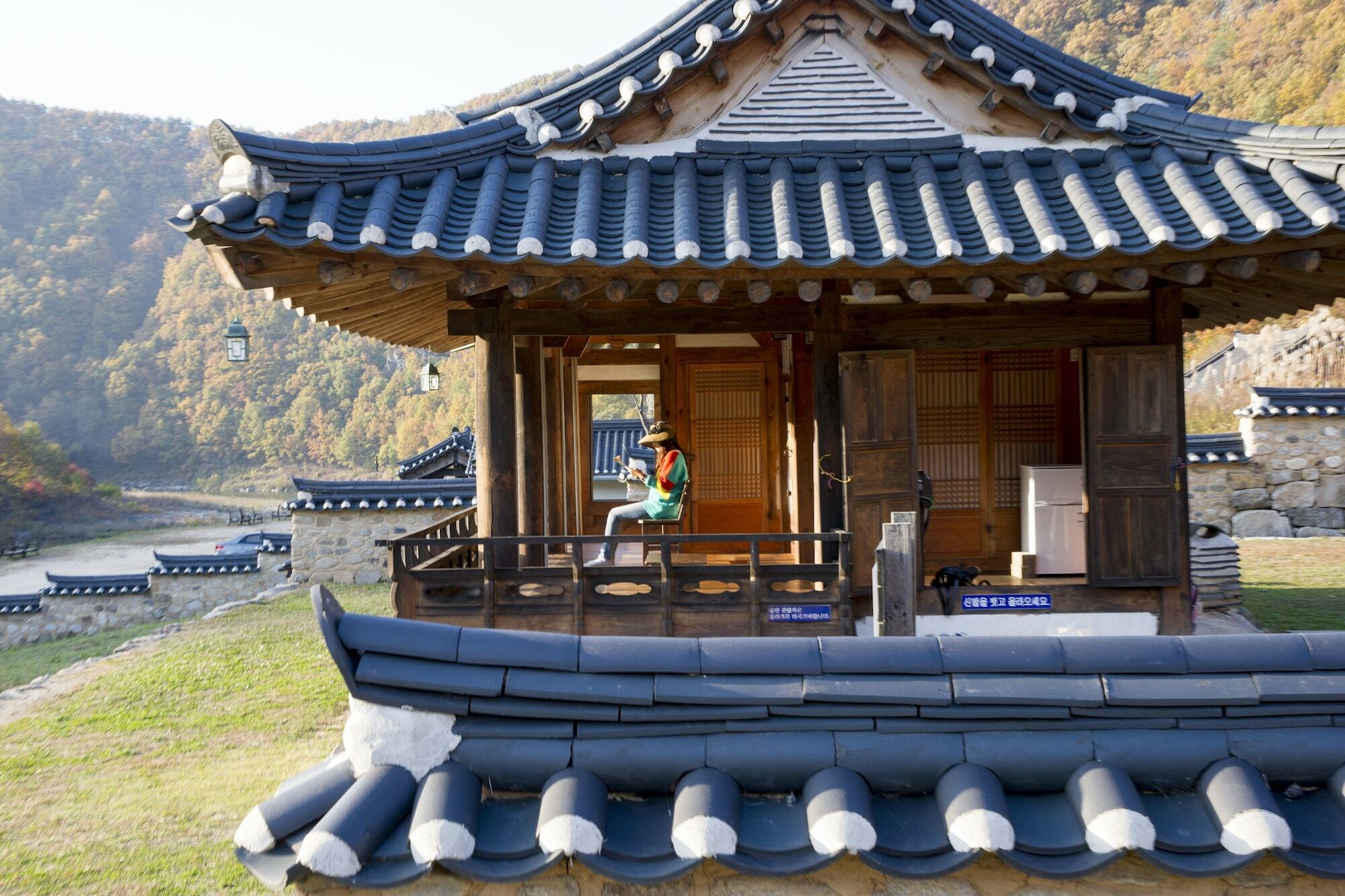 Nongamjongtaek Hotel Andong Exterior foto